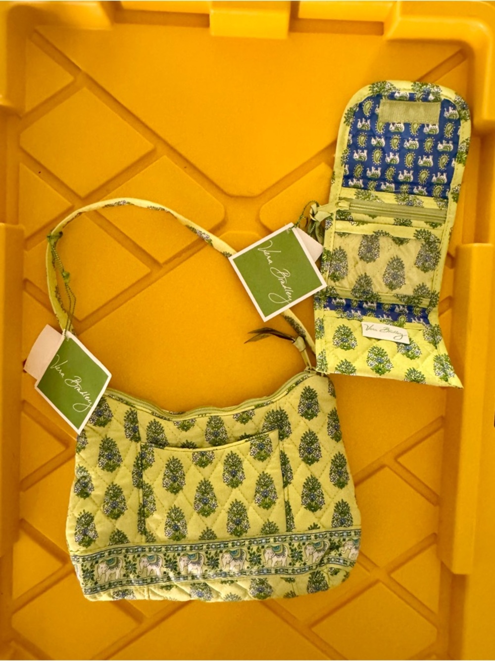 NWT Vera Bradley Molly Citrus Elephant (retired) *(with matching wallet)